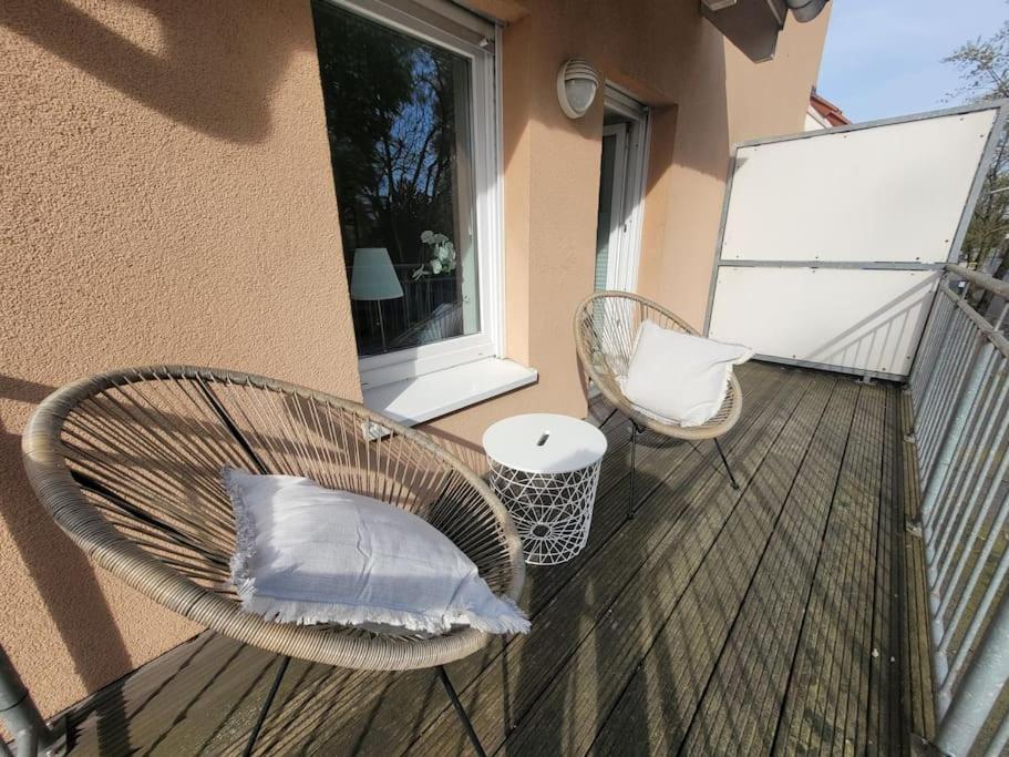 Mit Blick In Den Emsseepark Warendorf Bagian luar foto