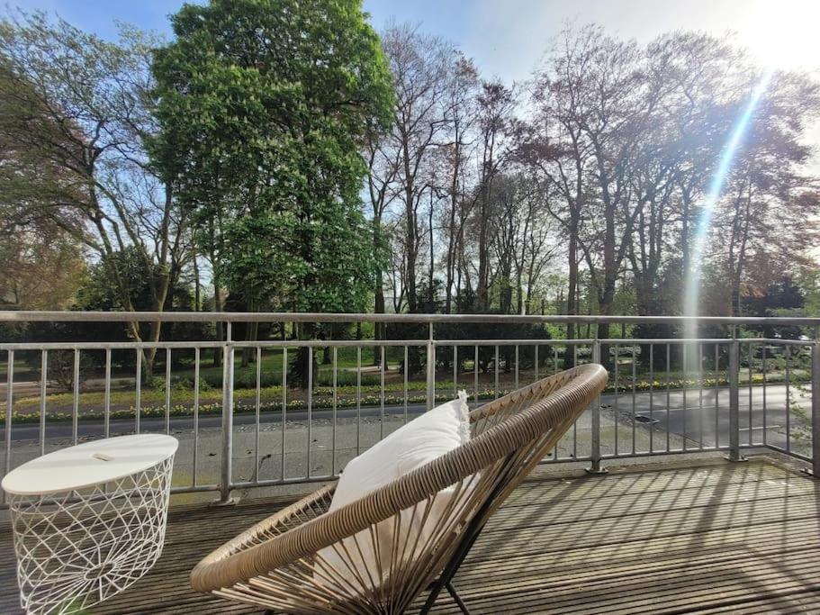 Mit Blick In Den Emsseepark Warendorf Bagian luar foto